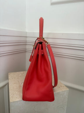 Hermès Candy Kelly Retourne 35 in Rose Jaipur Epsom Leather with Gold Leather Interior and Permabrass Hardware
