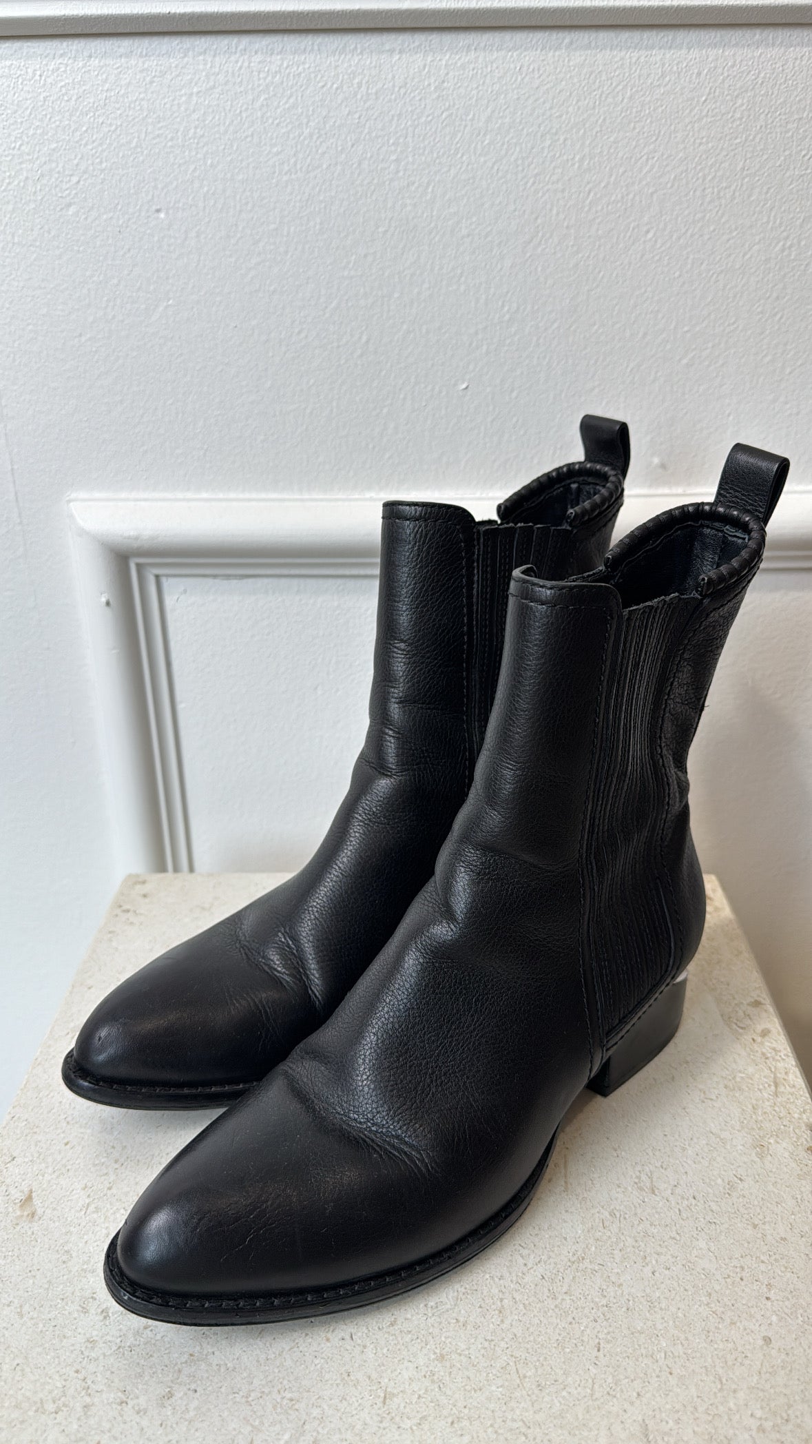Alexander Wang Black Leather Ankle Boot, 36.5