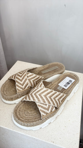 Stella McCartney Natural and White Raffia Espadrille Slides, 38