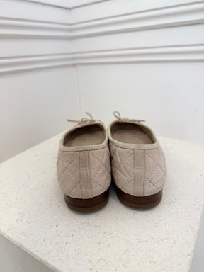 Chanel Beige and Tan Quilted Ballet Flats, 37