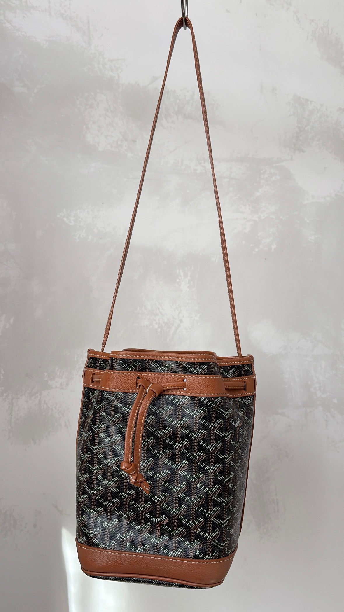 Goyard Tan Leather and Black Goyardine Canvas Petit Flot Bucket Bag