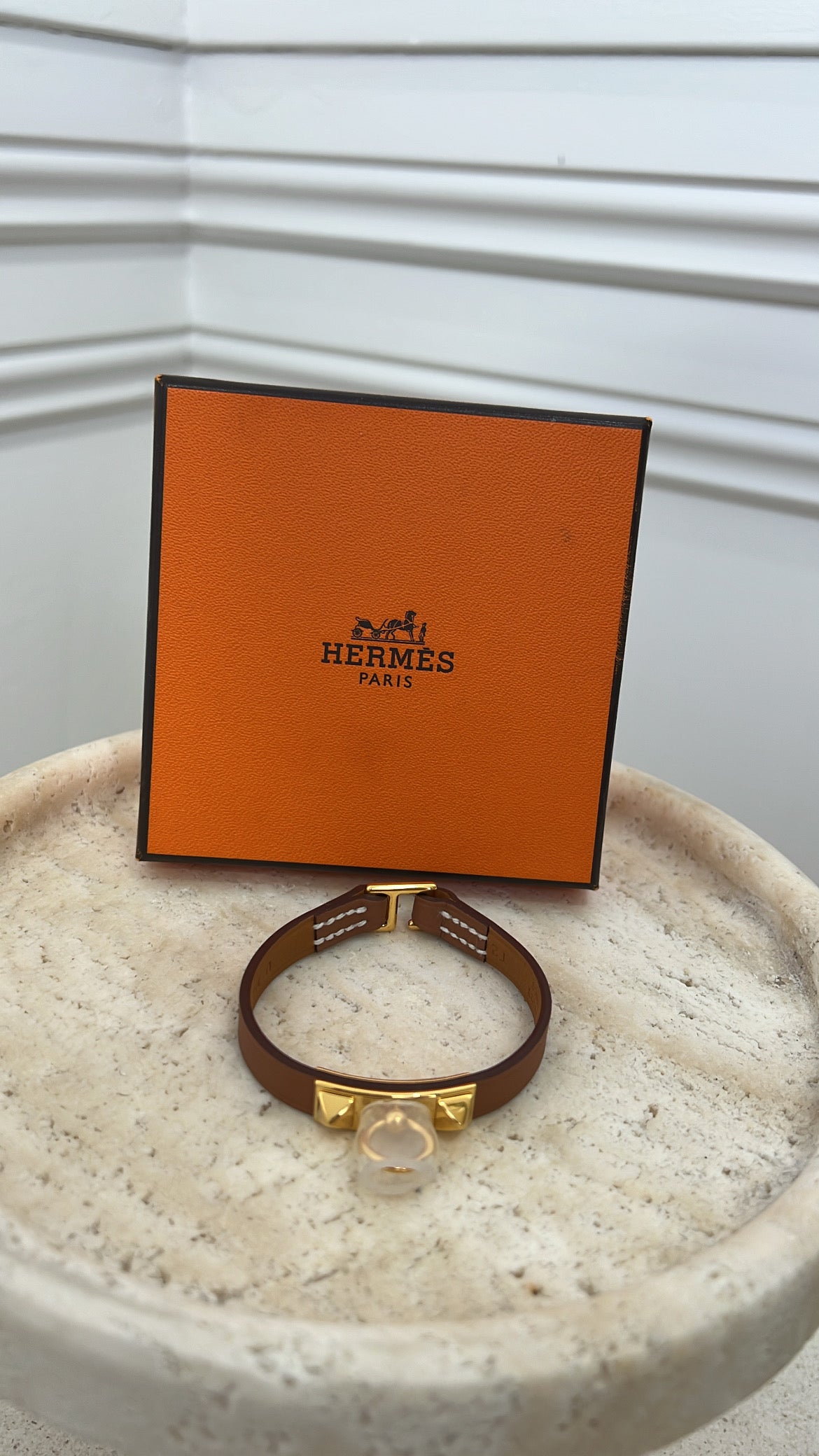 Hermès Brown Leather Kelly Bracelet, T2