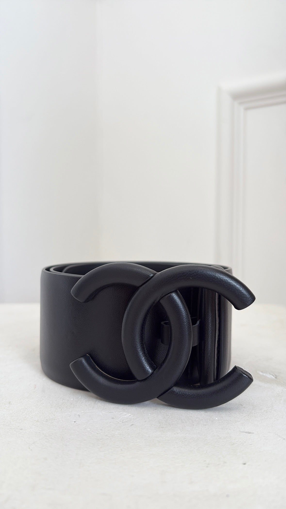 Chanel Black on Black Leather CC Belt, 80