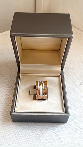 Bvlgari B. Zero 1. Design Ledgend ring