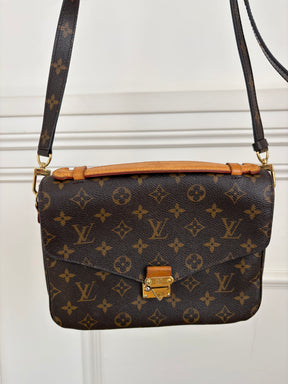 Louis Vuitton Canvas Monogram Pochette Metis