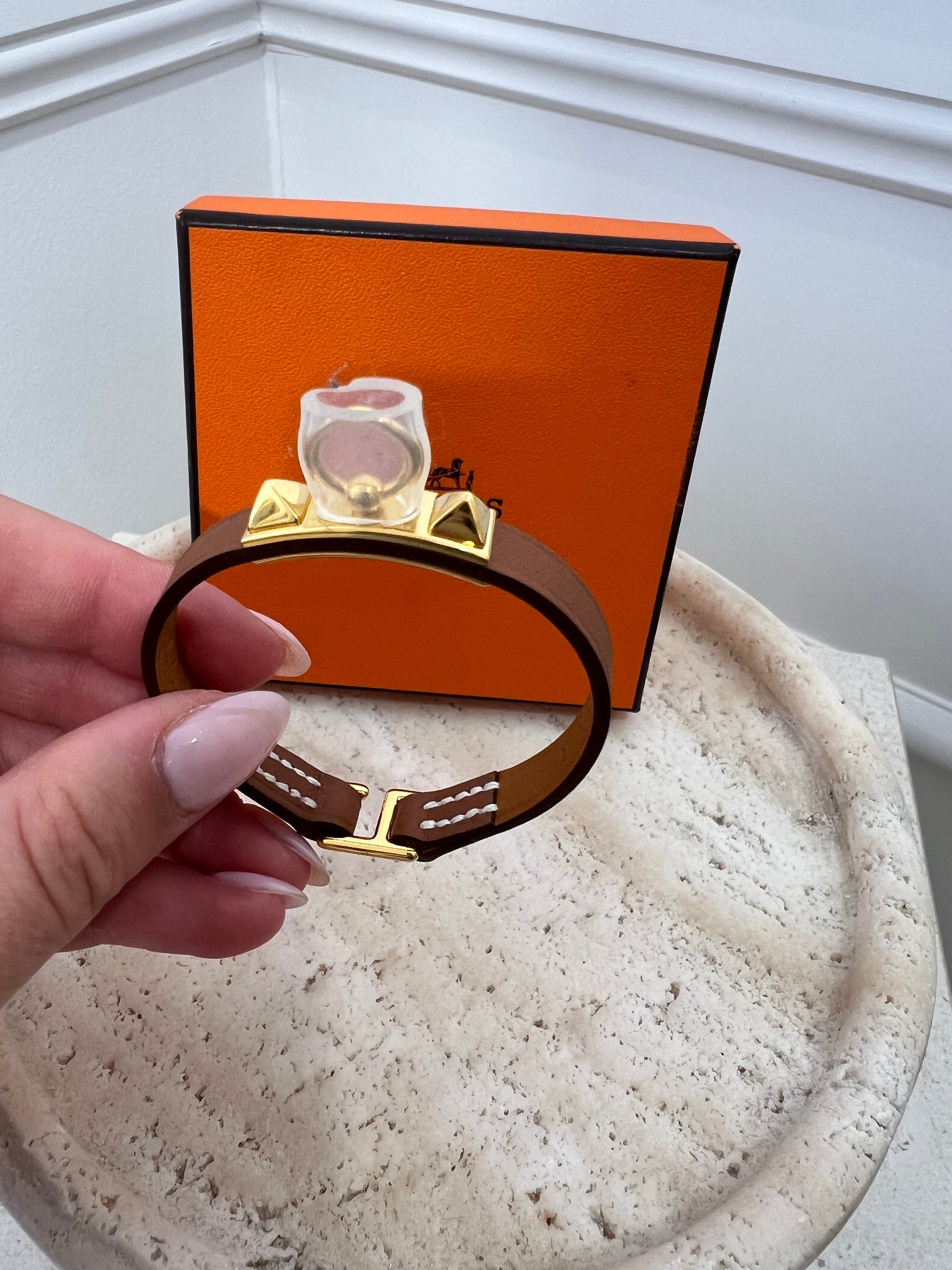 Hermès Brown Leather Kelly Bracelet, T2