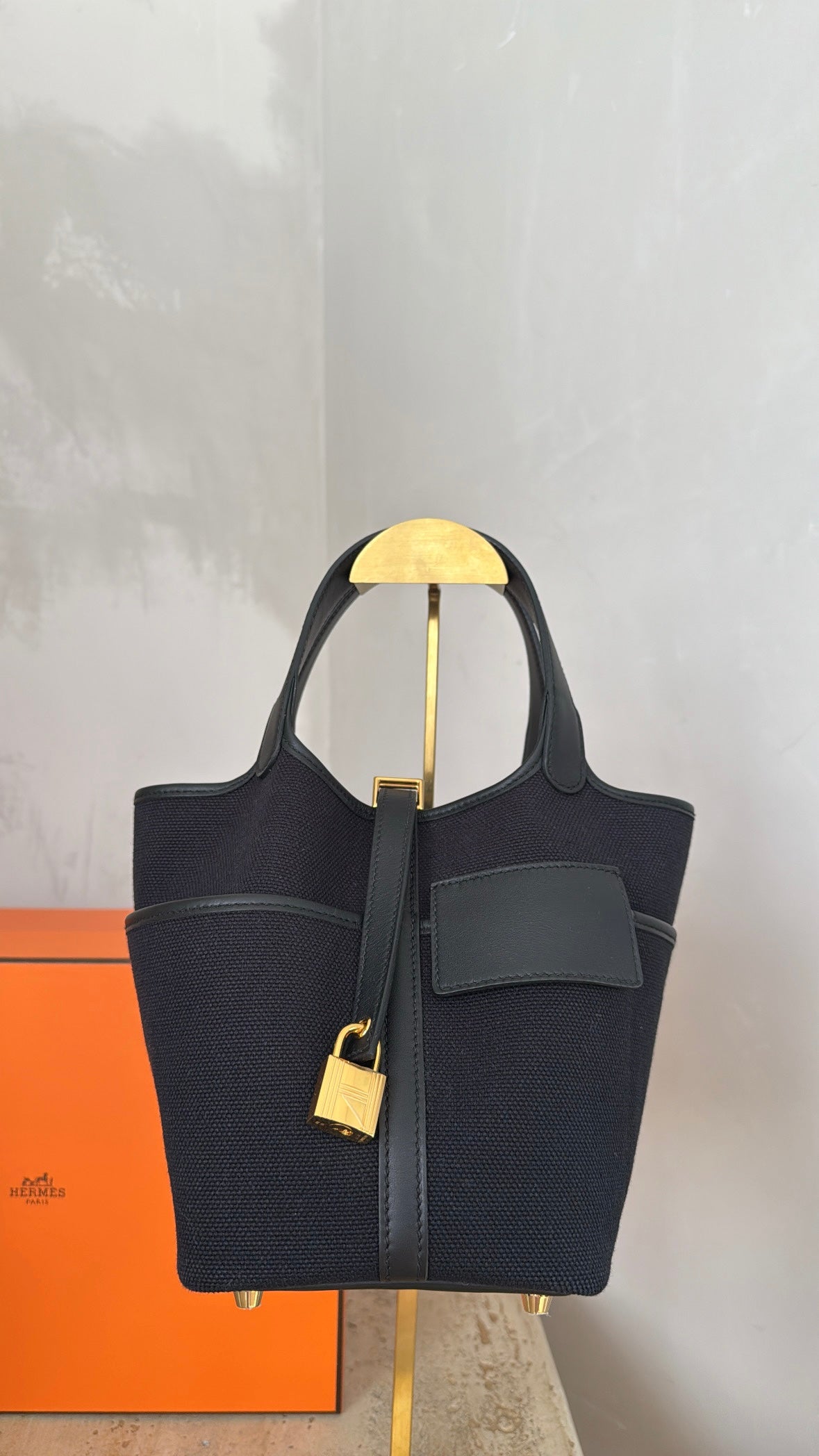 Hermès Picotin Lock 18 Pocket Ghw in Black