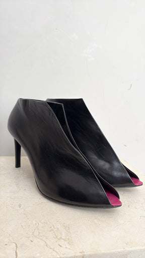Balenciaga Split Toe Pull On Ankle Boot Pink Trim, 38