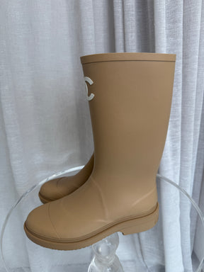 Chanel Beige Logo Gumboots, 40