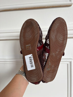 Alaïa Burgundy Fishnet Ballet Flats, 39