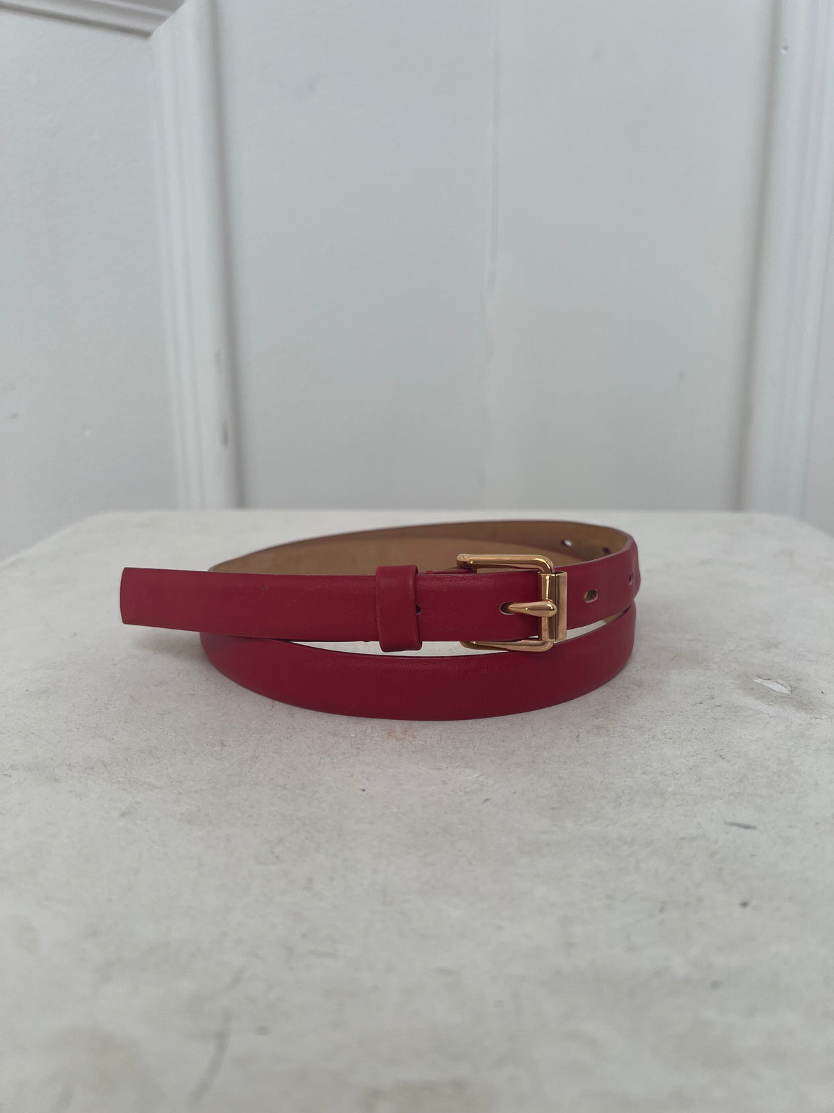 Scanlan Theodore Red Leather Thin Belt, M/L