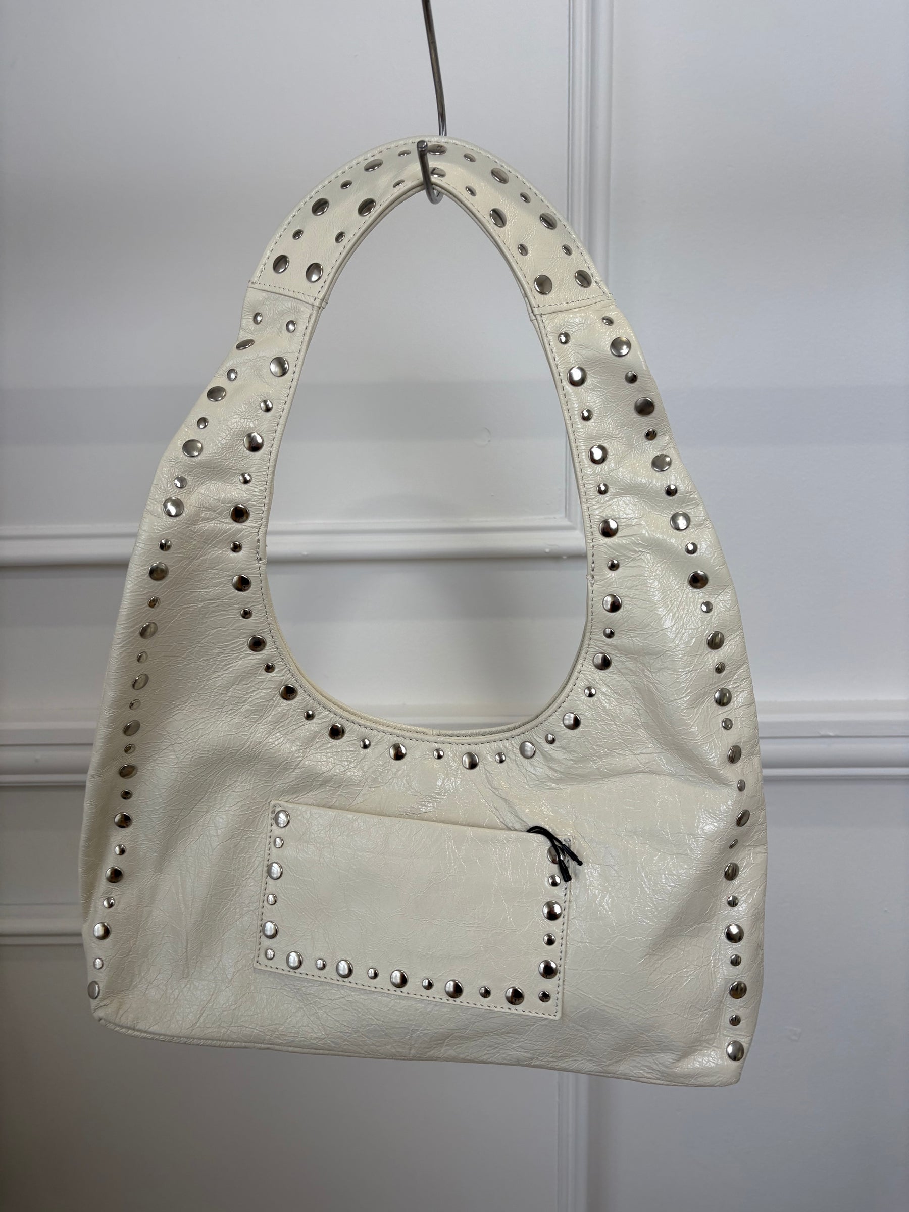 gimaguas Cream Leather Studded Shoulder Bag