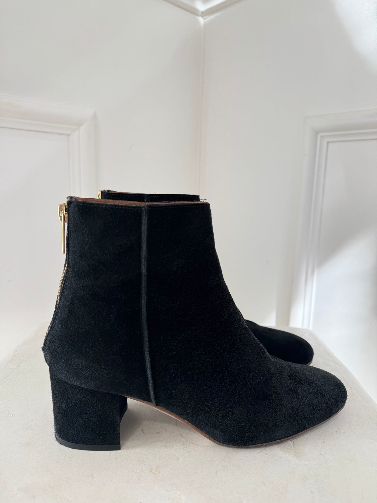 ATP Black Suede Ankle Boots, 37