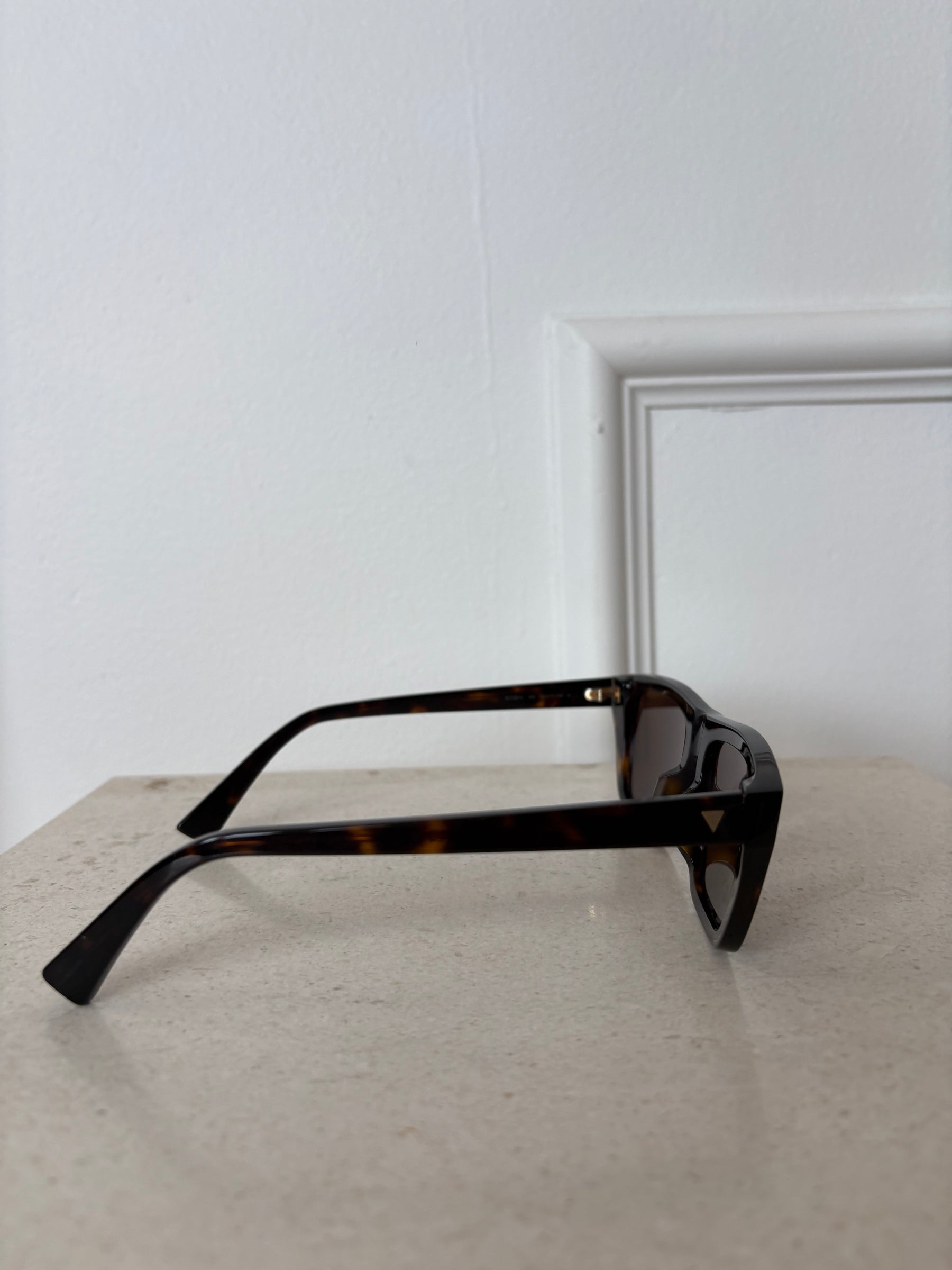 Bottega Veneta Tortoiseshell Flat Top Sunglasses