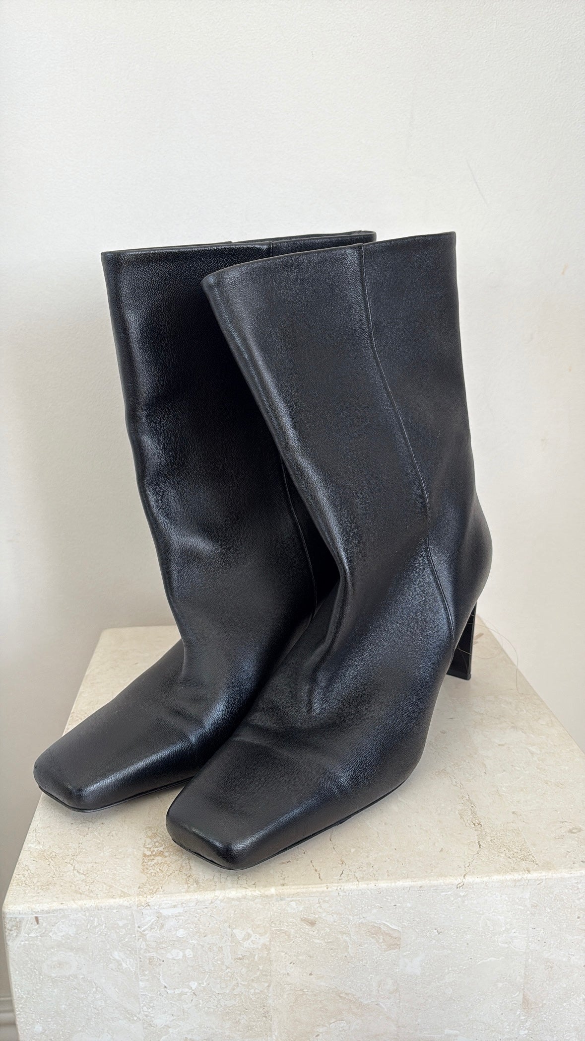Camilla and Marc Black Leather Square Toe Ankle Boots, 41