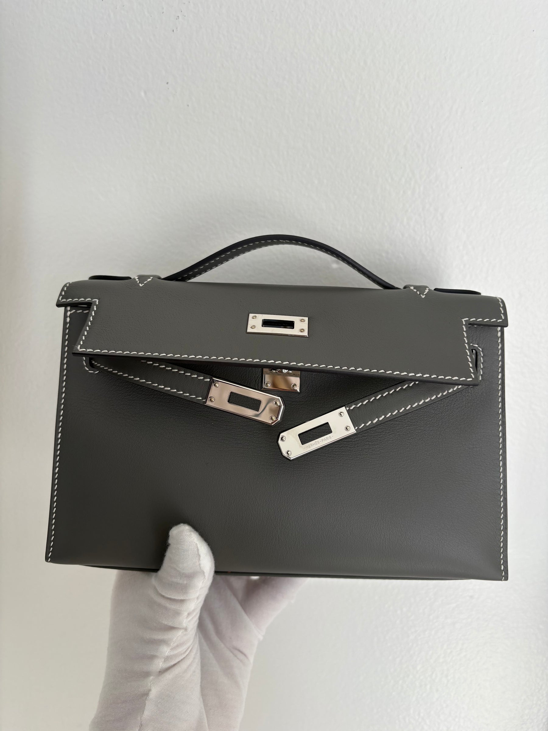 Hermès Kelly Pochette in Gris Meyer Swift Leather with Craie Interior