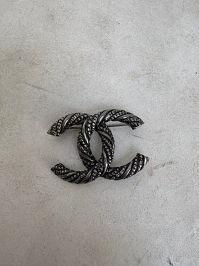Chanel Ruthenium Twisted CC Brooch