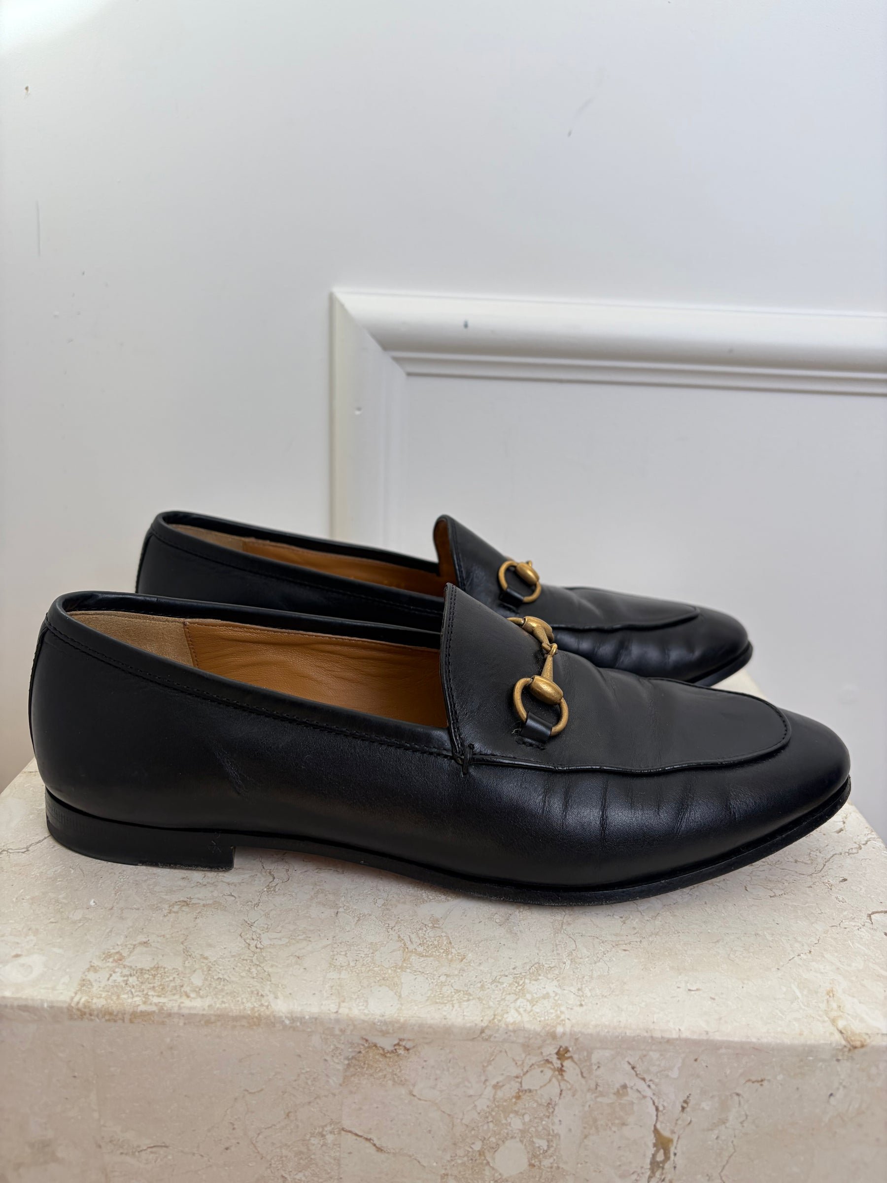 Gucci Black Leather Jordaan Loafer, 38