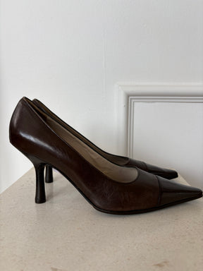 Chanel Brown Leather Pointed Pumps, 38.5