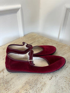ViBi VENEZiA Marroon Velvet Mary Jane Flats, 40