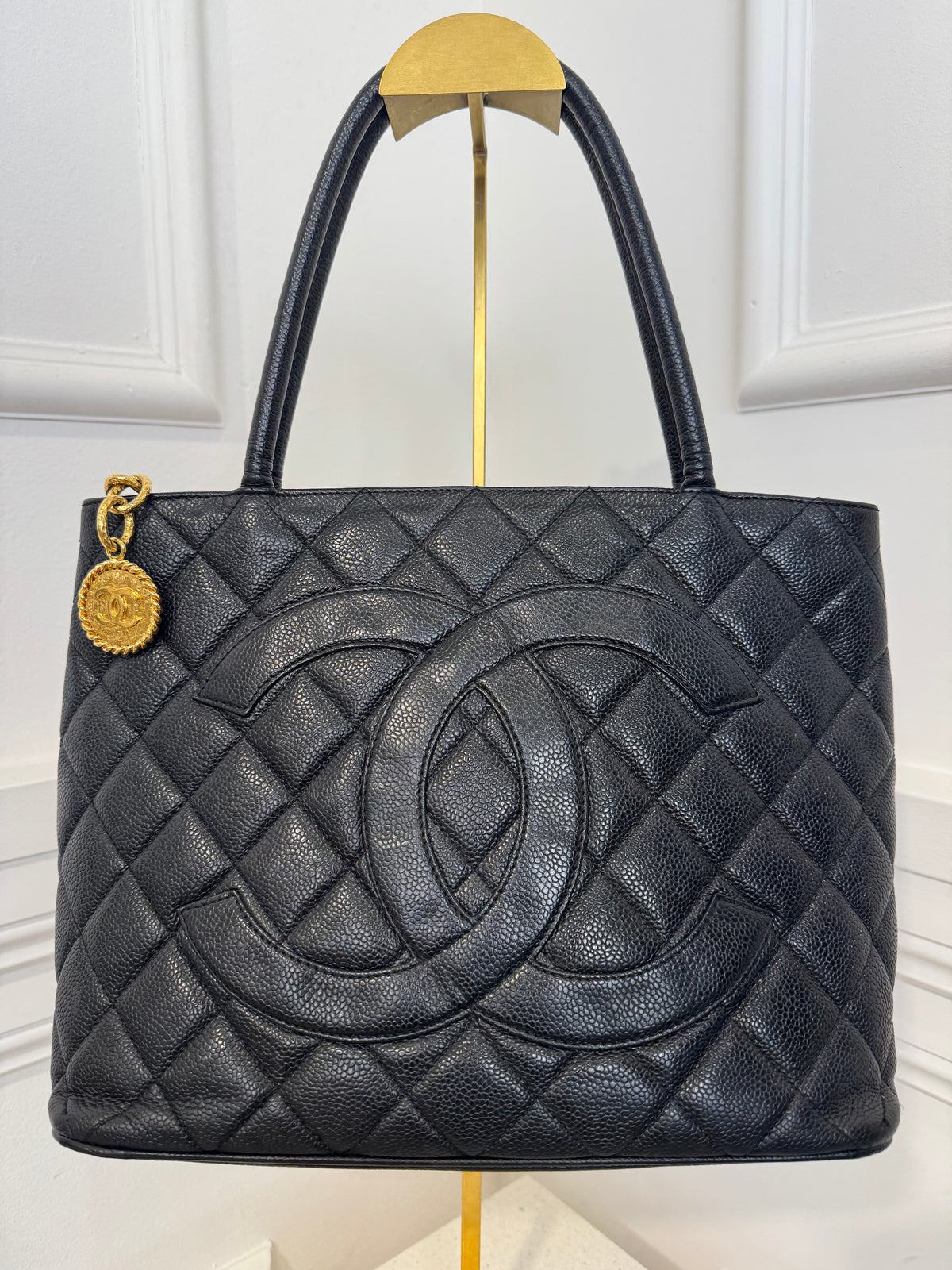 Chanel Vintage Caviar Madellion Tote In Black