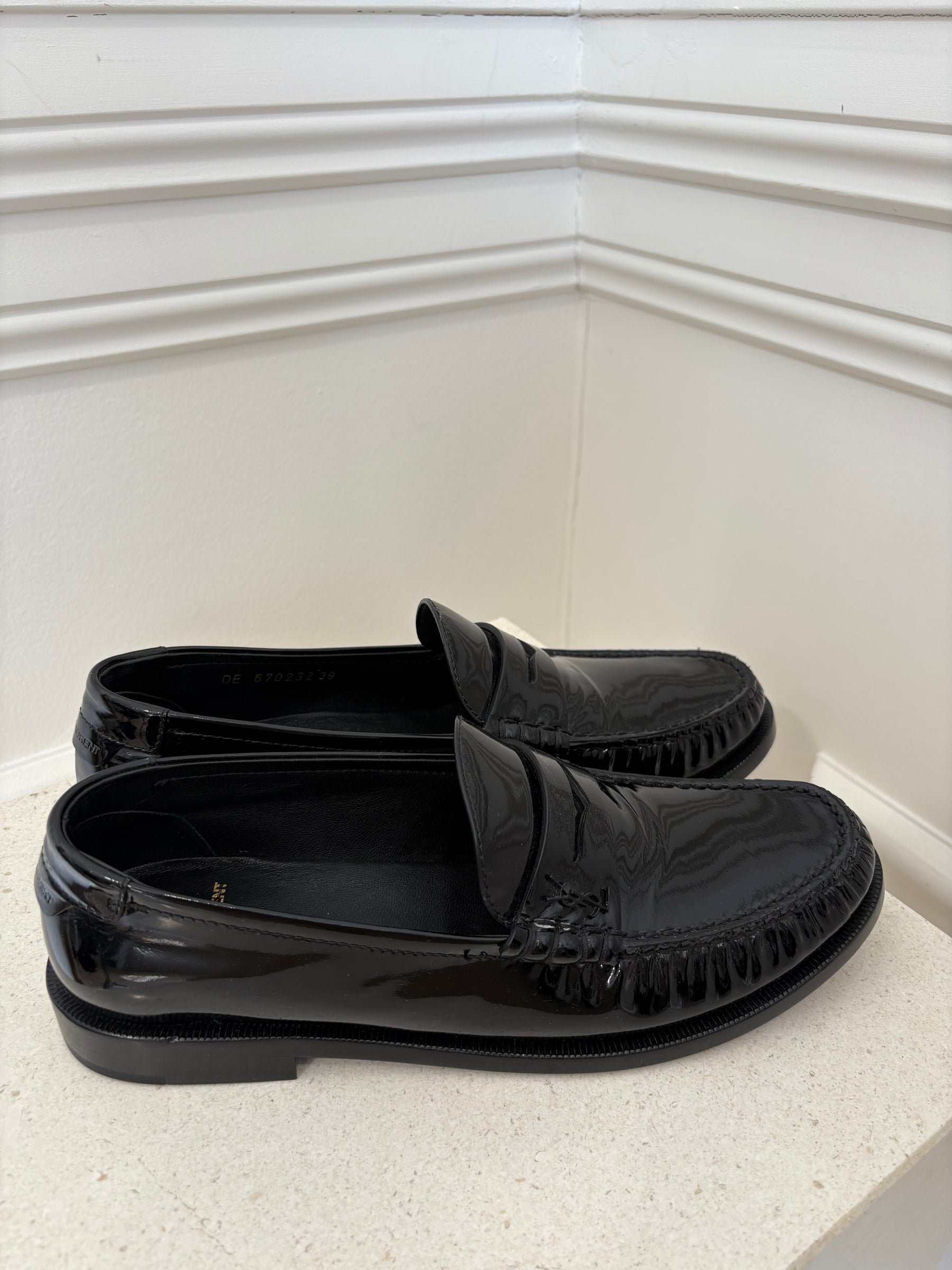 Saint Laurent Black Patent Le Loafer, 39