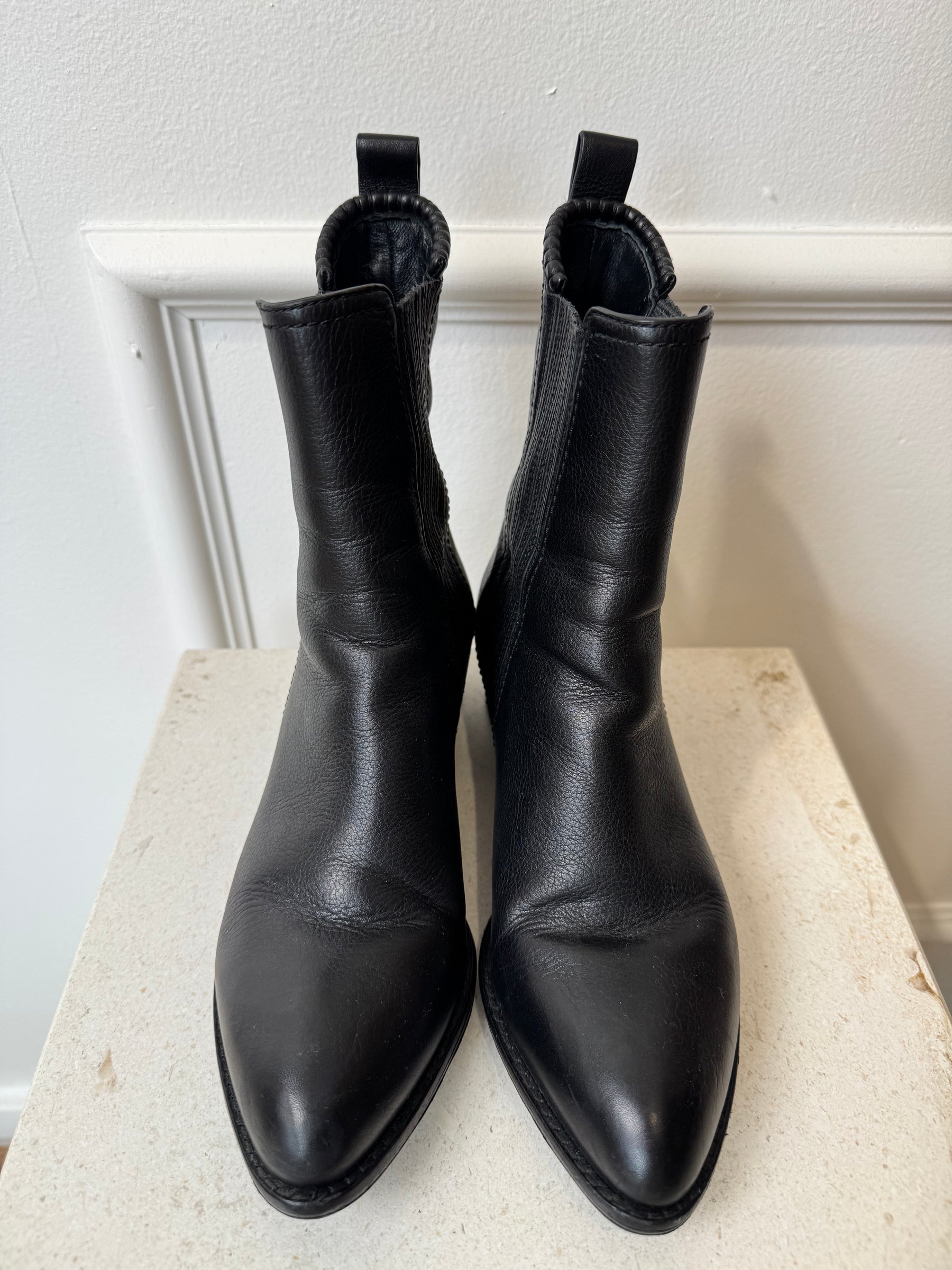 Alexander Wang Black Leather Ankle Boot, 36.5