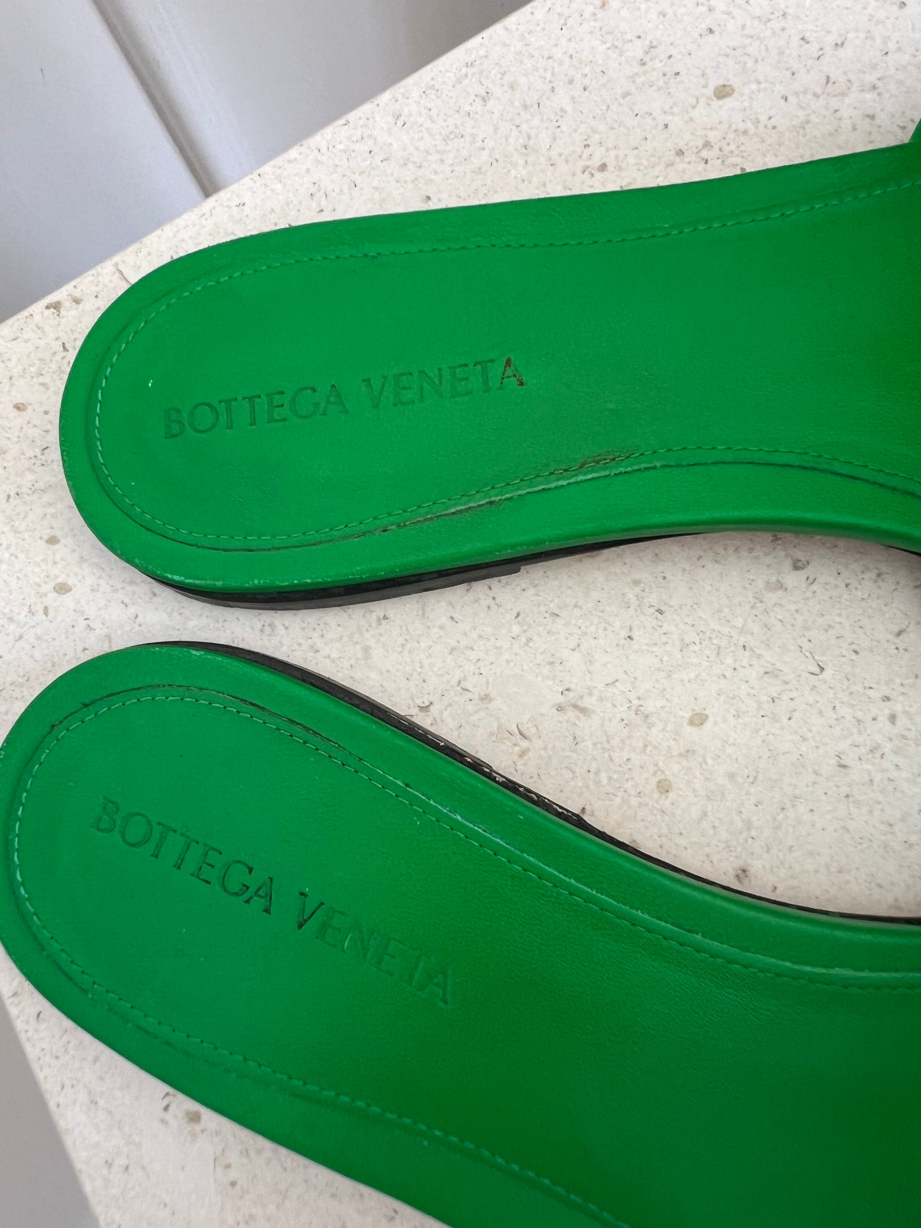Bottega Veneta Green Padded Lido Slides, 40