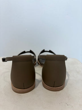 Hermès Etoupe Epsom Leather Santorini Sandals, 39