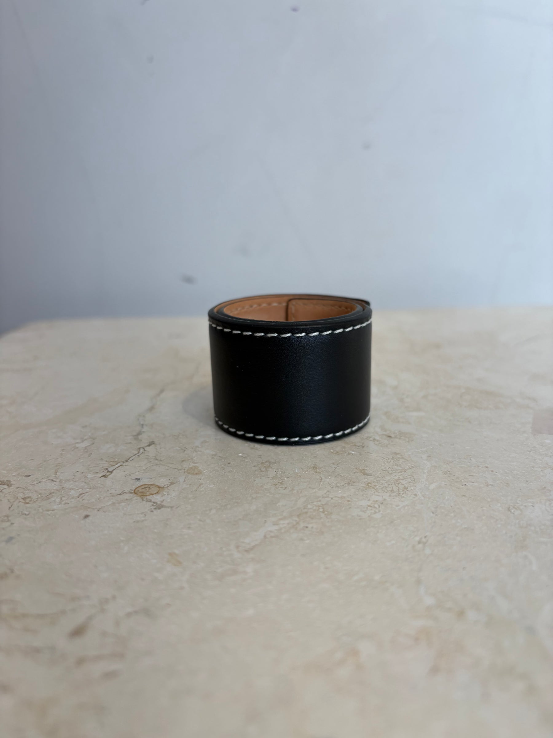 Loewe Anagram Snap Leather Bracelet Black, OS