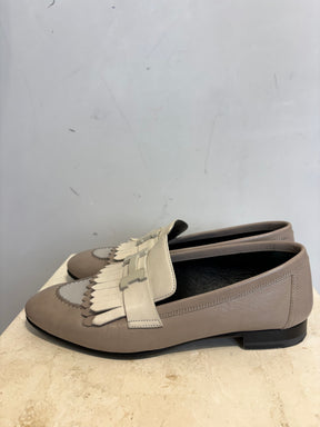 Hermès Beige Royal Loafers With Fringe Detail, 36