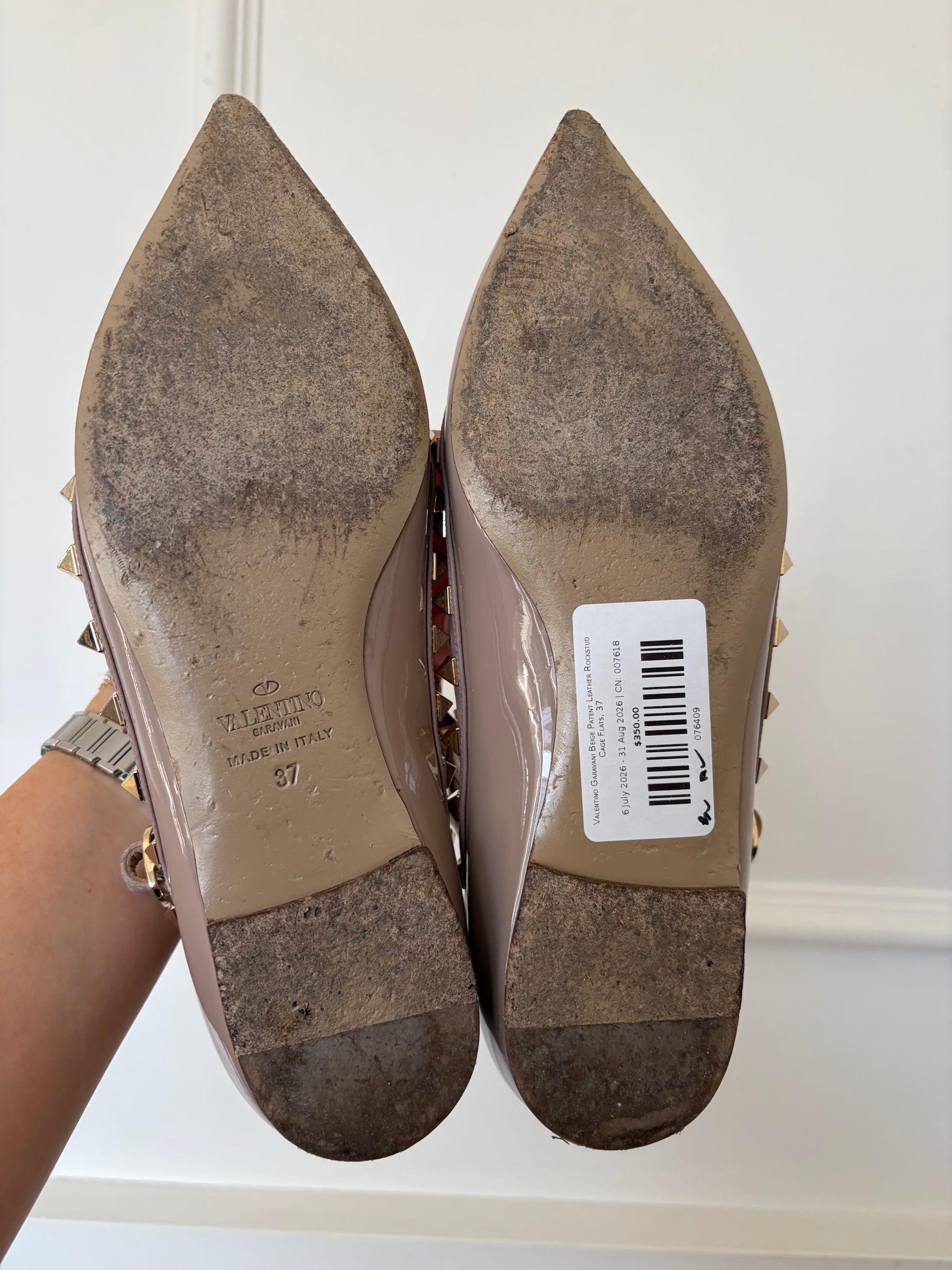 Valentino Garavani Beige Patent Leather Rockstud Cage Flats, 37