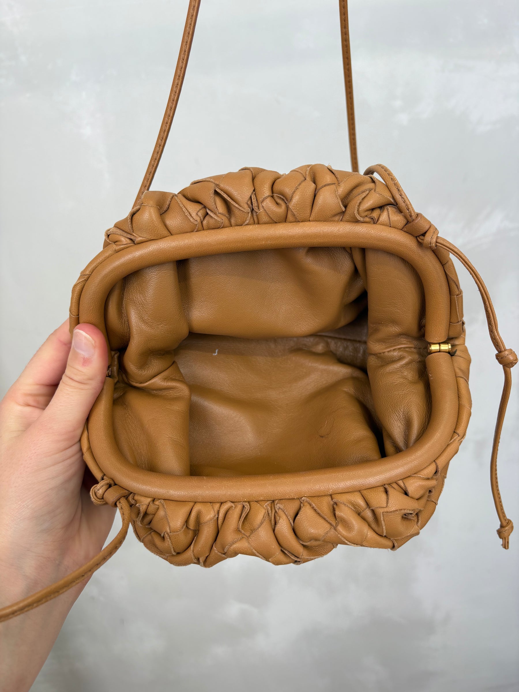 Bottega Veneta Intracciato Mini Corssbody Pouch Caramel