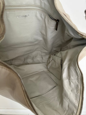 Chanel Calfskin Modern Chain Hobo White handbag, 2006