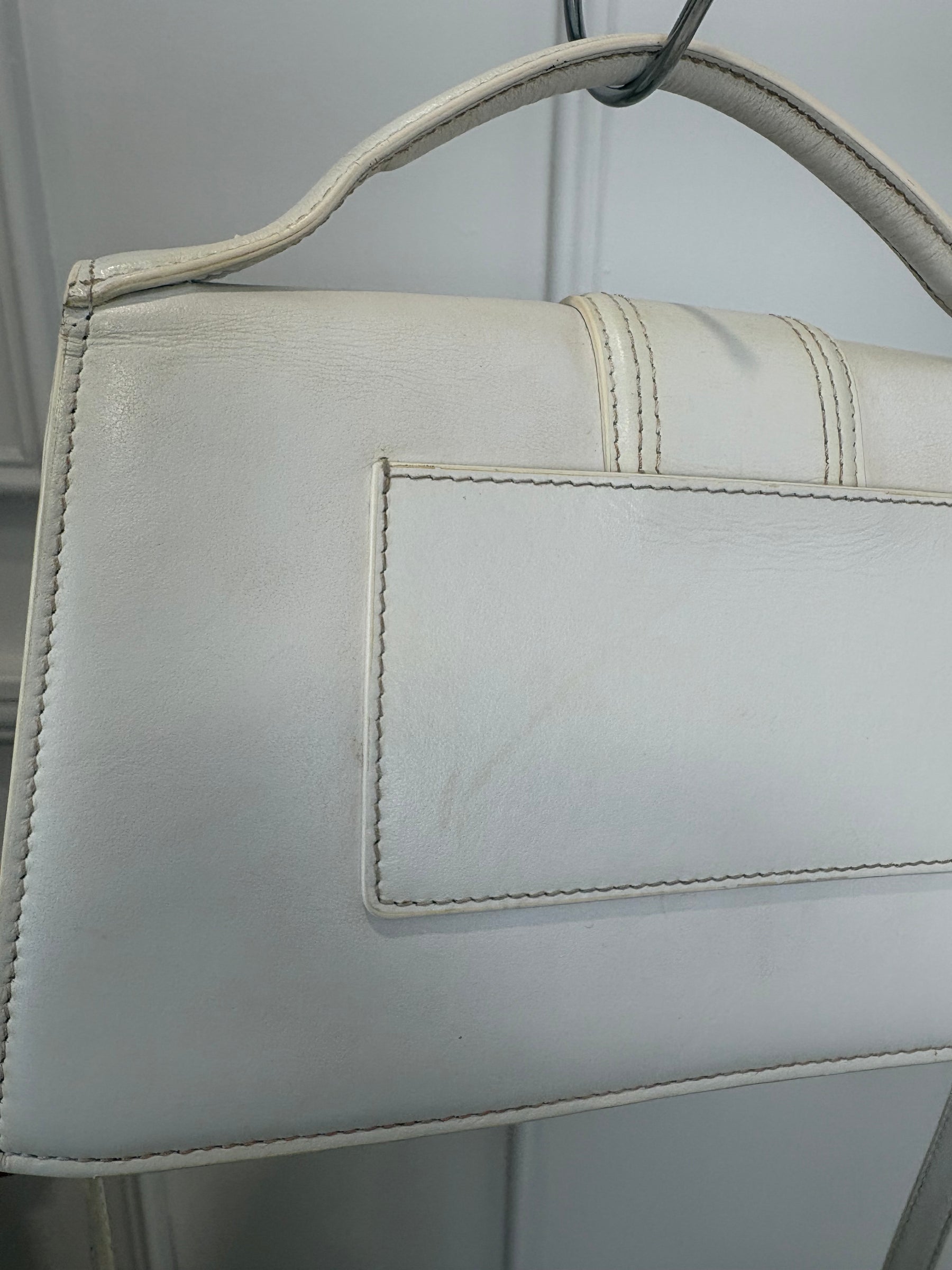 Jacquemus White Les Classiques 'The large Bambino' Bag