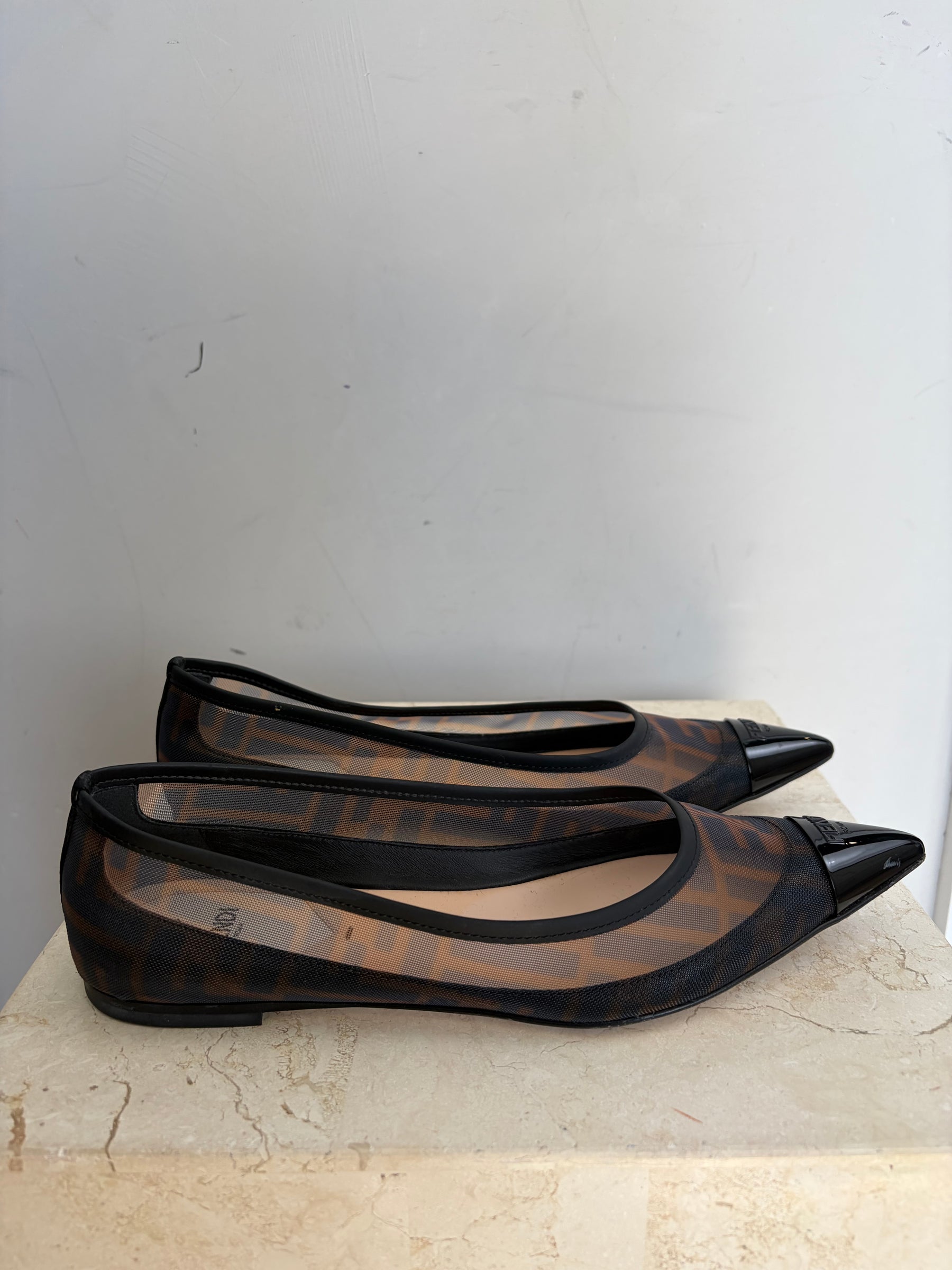 Fendi Colibri FF Mesh Pointed Ballerina Flats Tabacco Nero/Black, 37