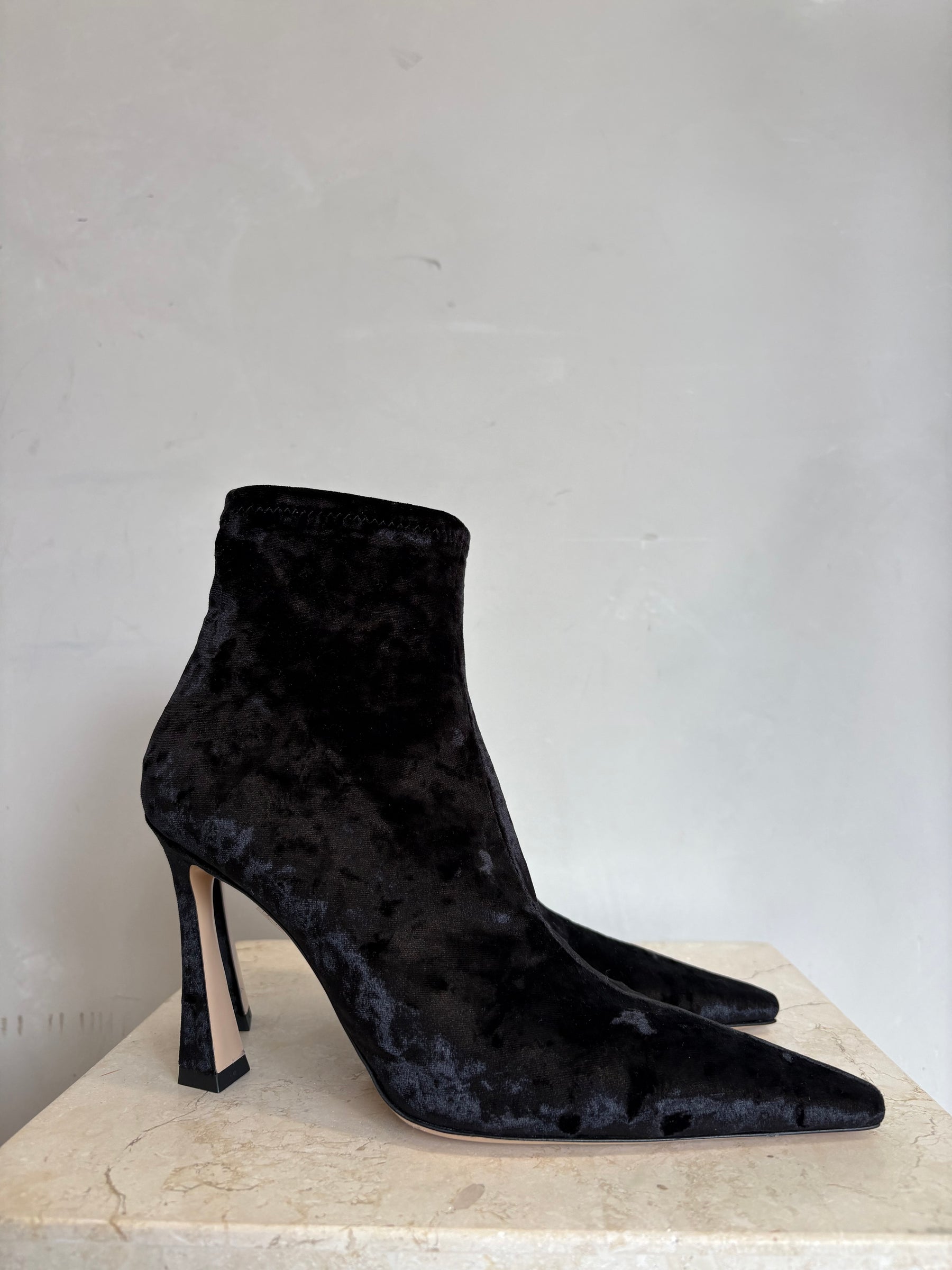 Scanlan Theodore Black Velvet Ankle Boots, 37