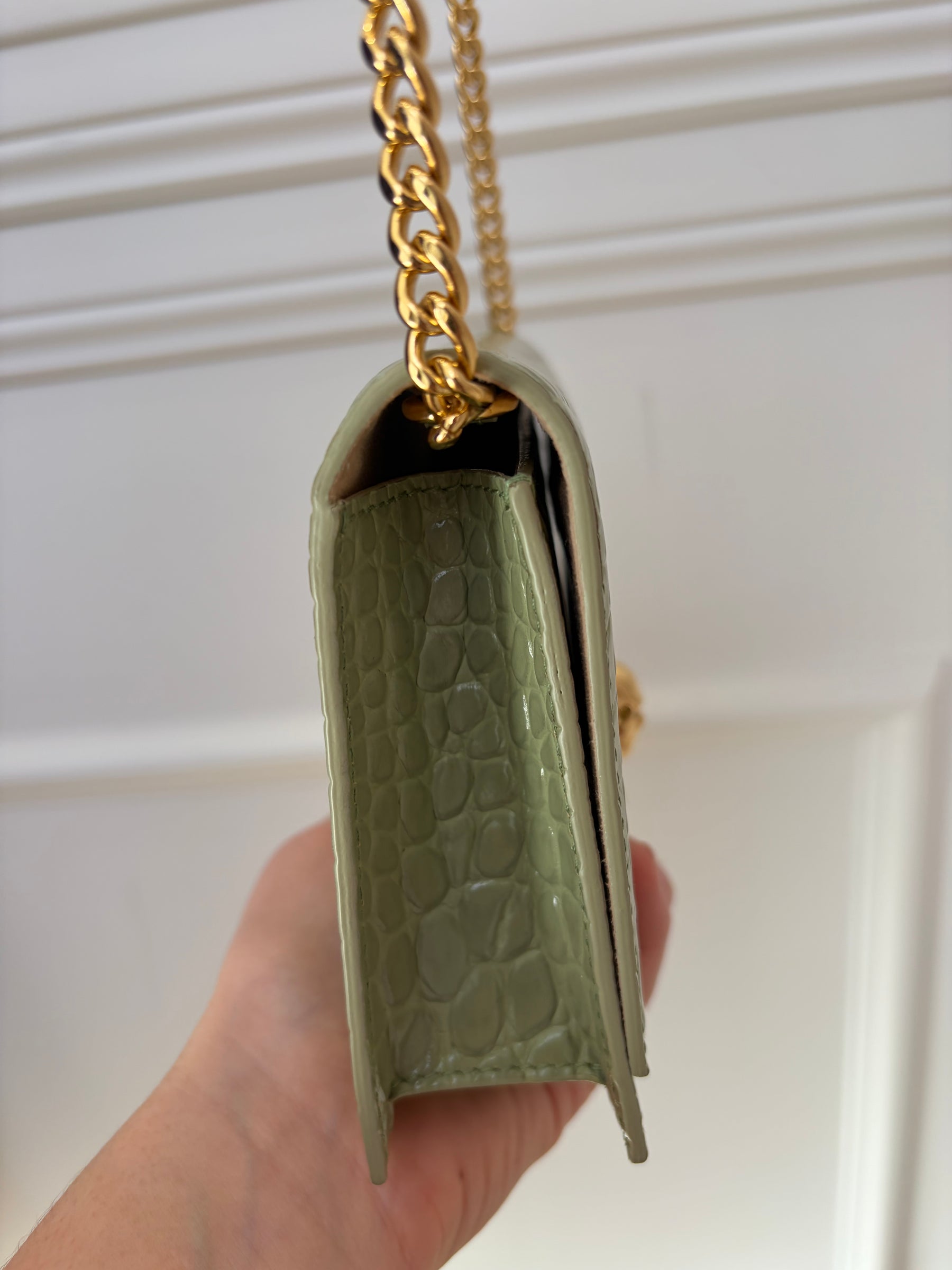 Alexander McQueen Sage Green Mock Croc Crossbody Chain Bag