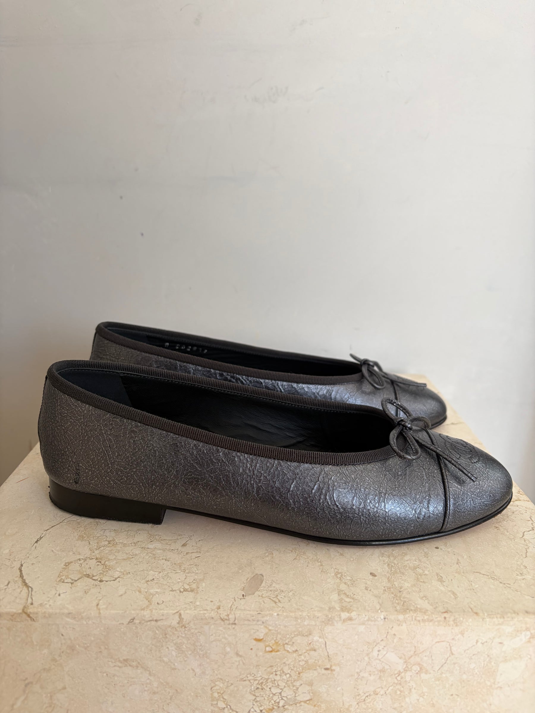 Chanel Leather Ballet Flats Dark Grey Metallic, 38C