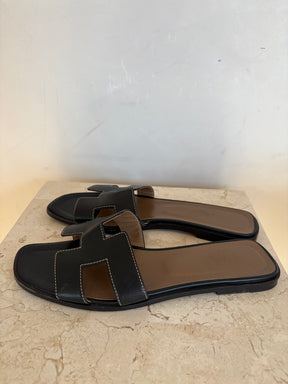 Hermes Oran Black Sandals, 39