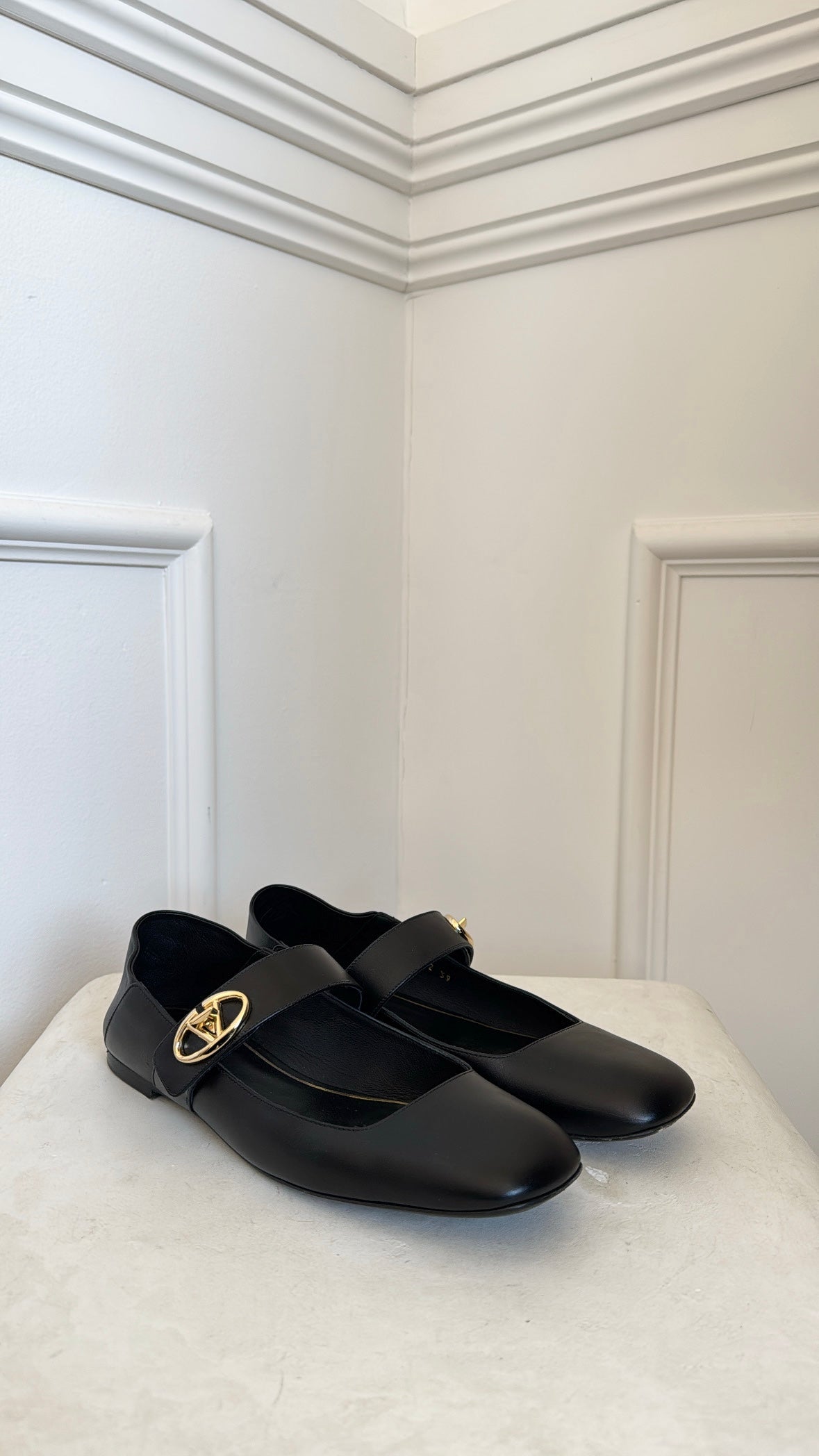 Valentino Black VLogo Locker Mary-Jane Ballerina Flats, 39
