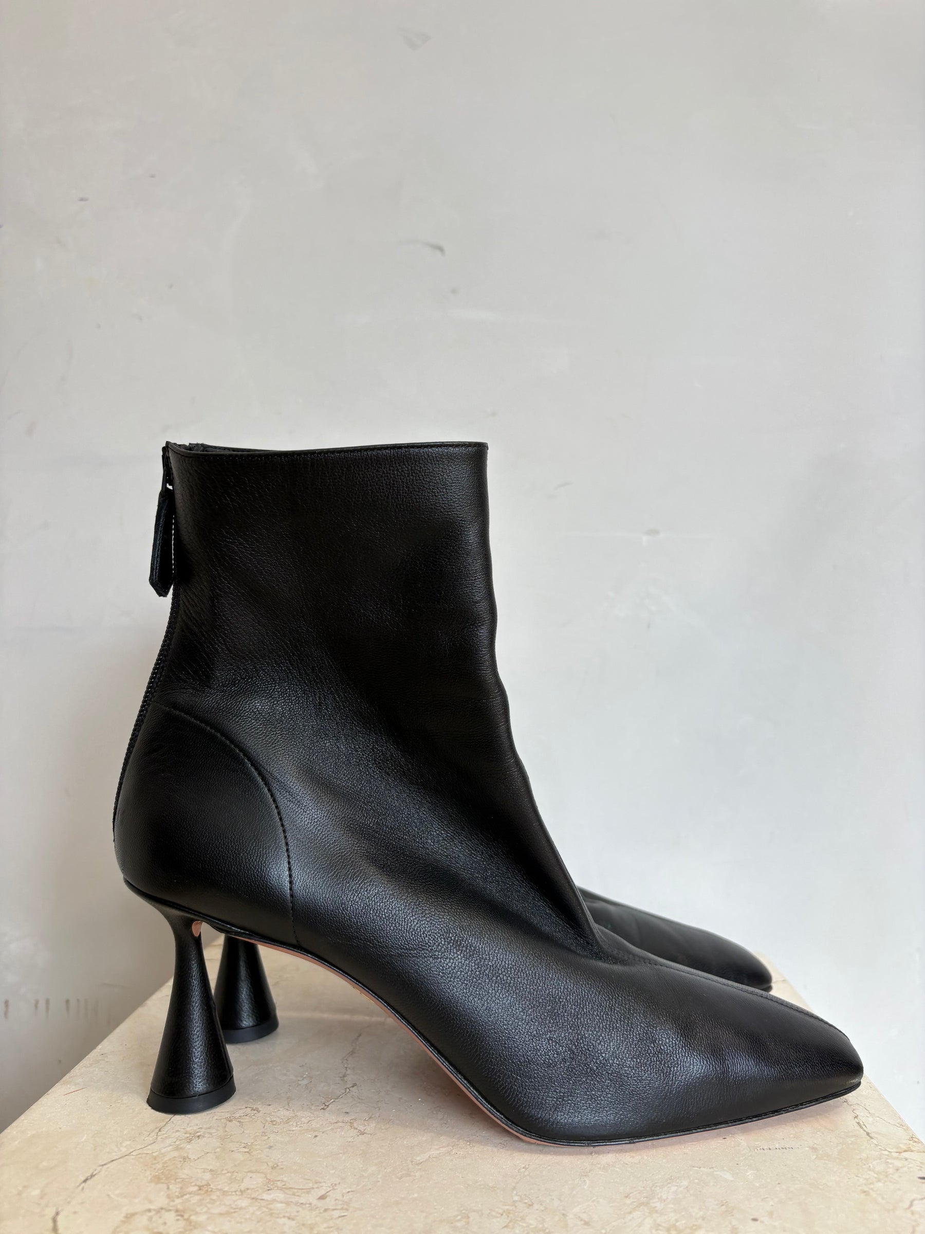 Aquazzura Black Leather  Boots With Heal, 40.5