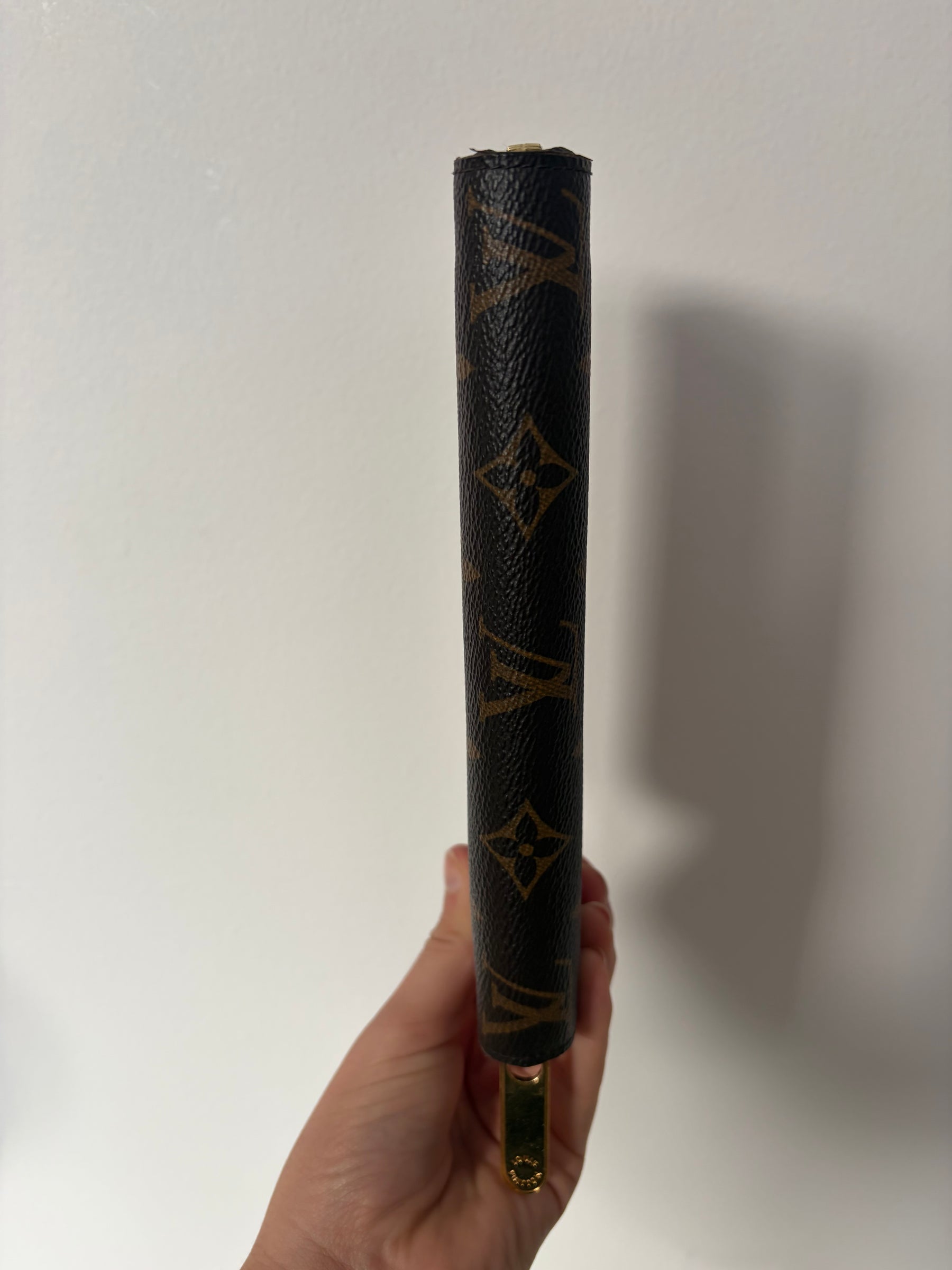 Louis Vuitton Monogram Zippy Wallet