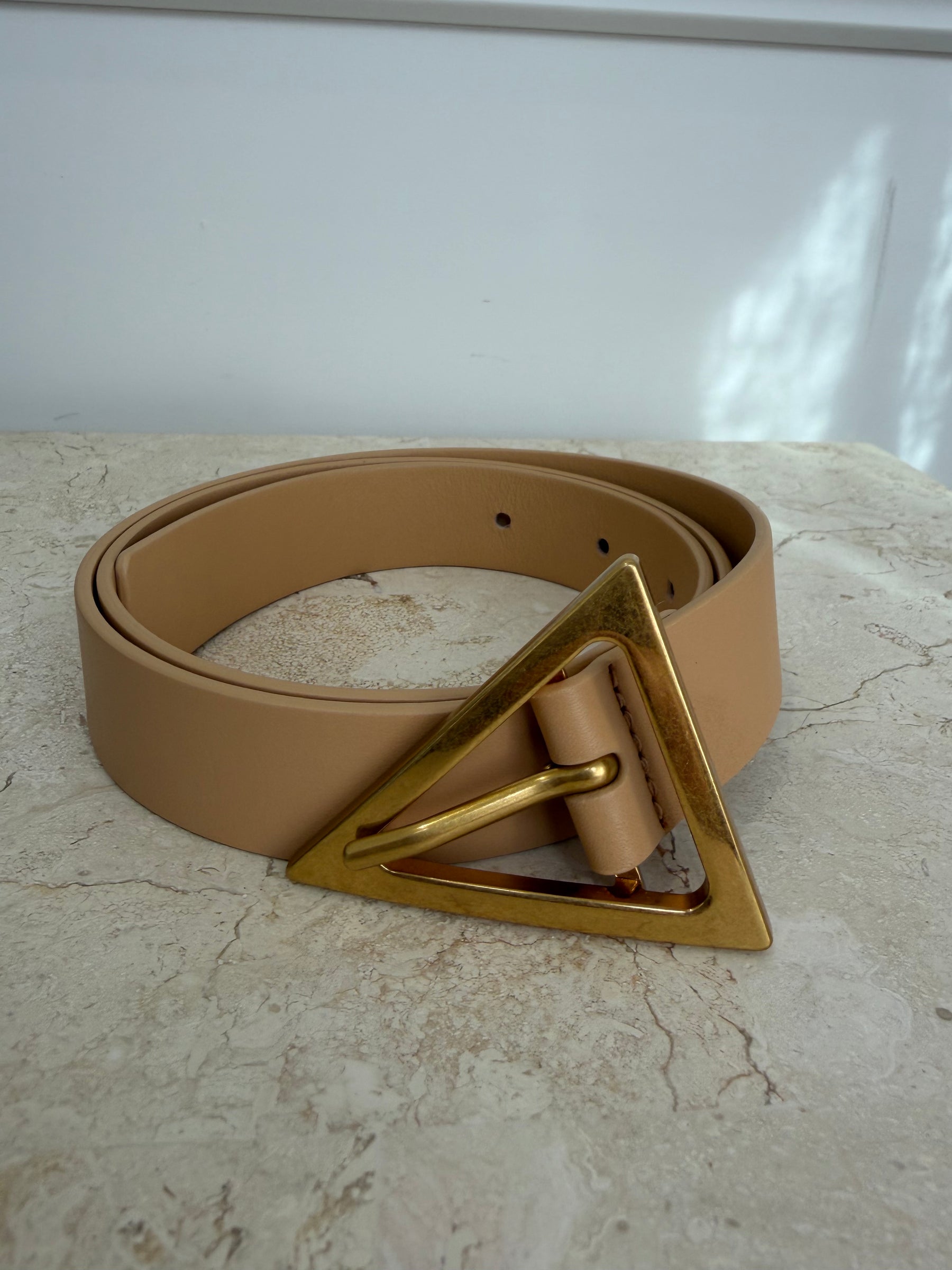 Bottega Veneta Sand Leather Triangle Belt, 75