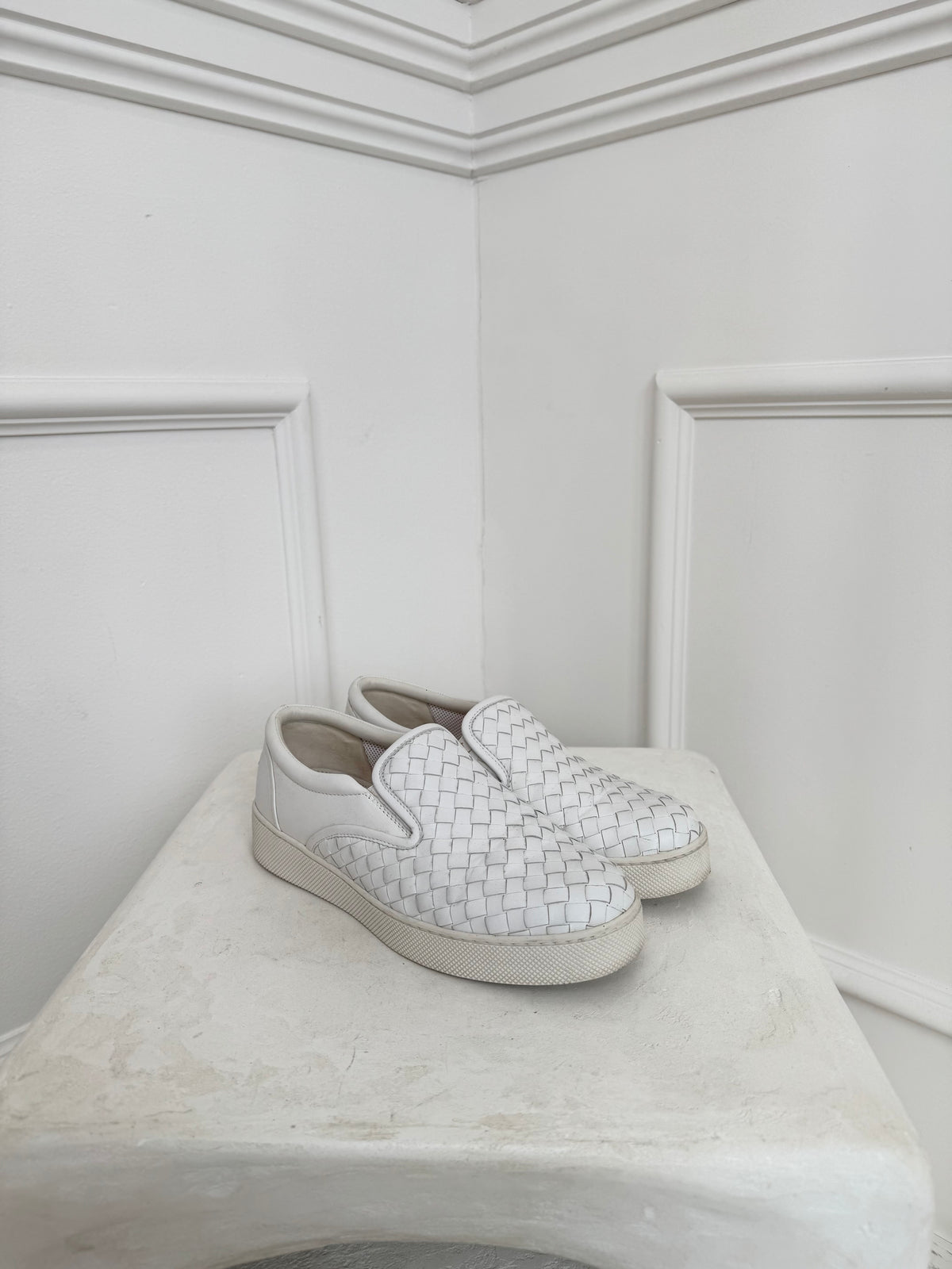 Bottega Veneta White Intrecciato Leather Slip On Sneaker, 38