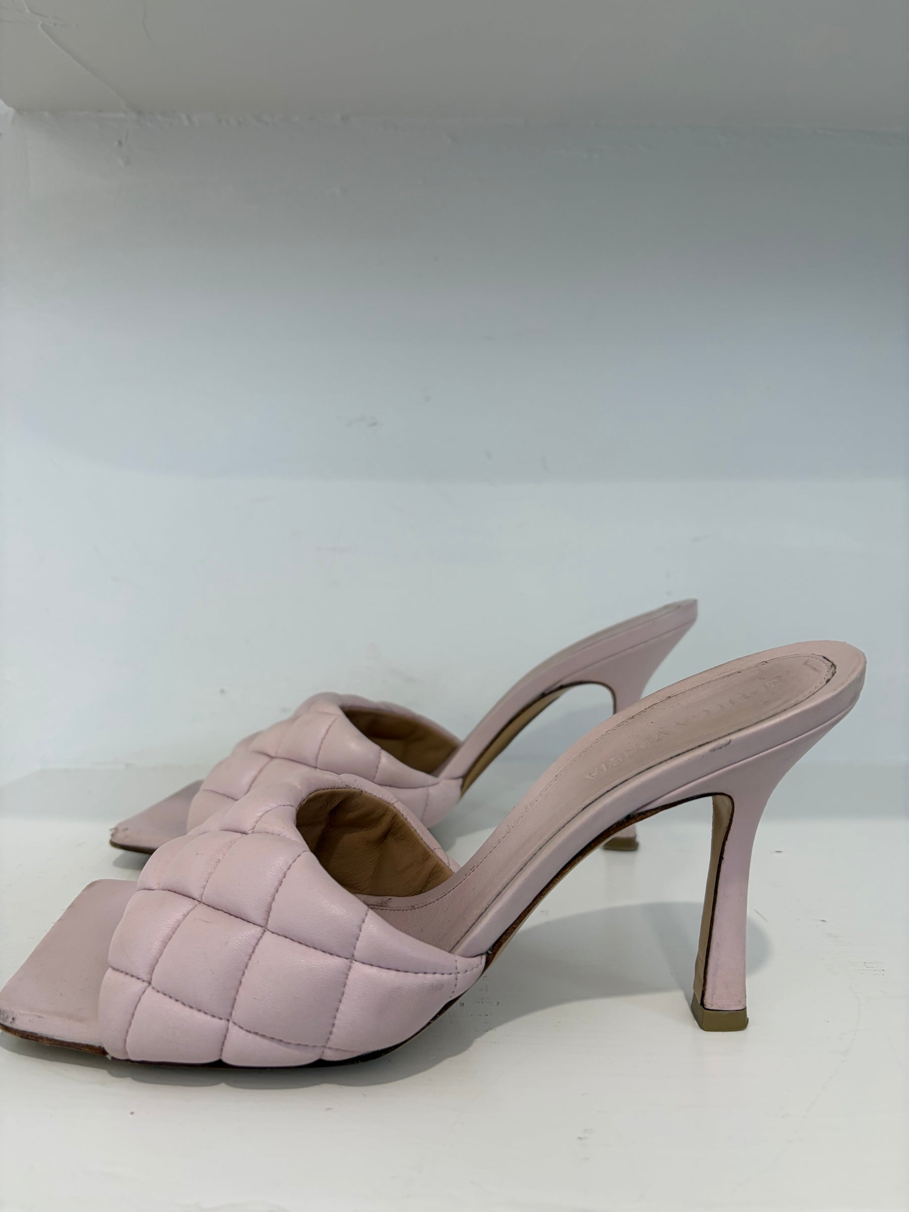 Bottega Veneta Light Pink Quilted Lido Mules, 38.5