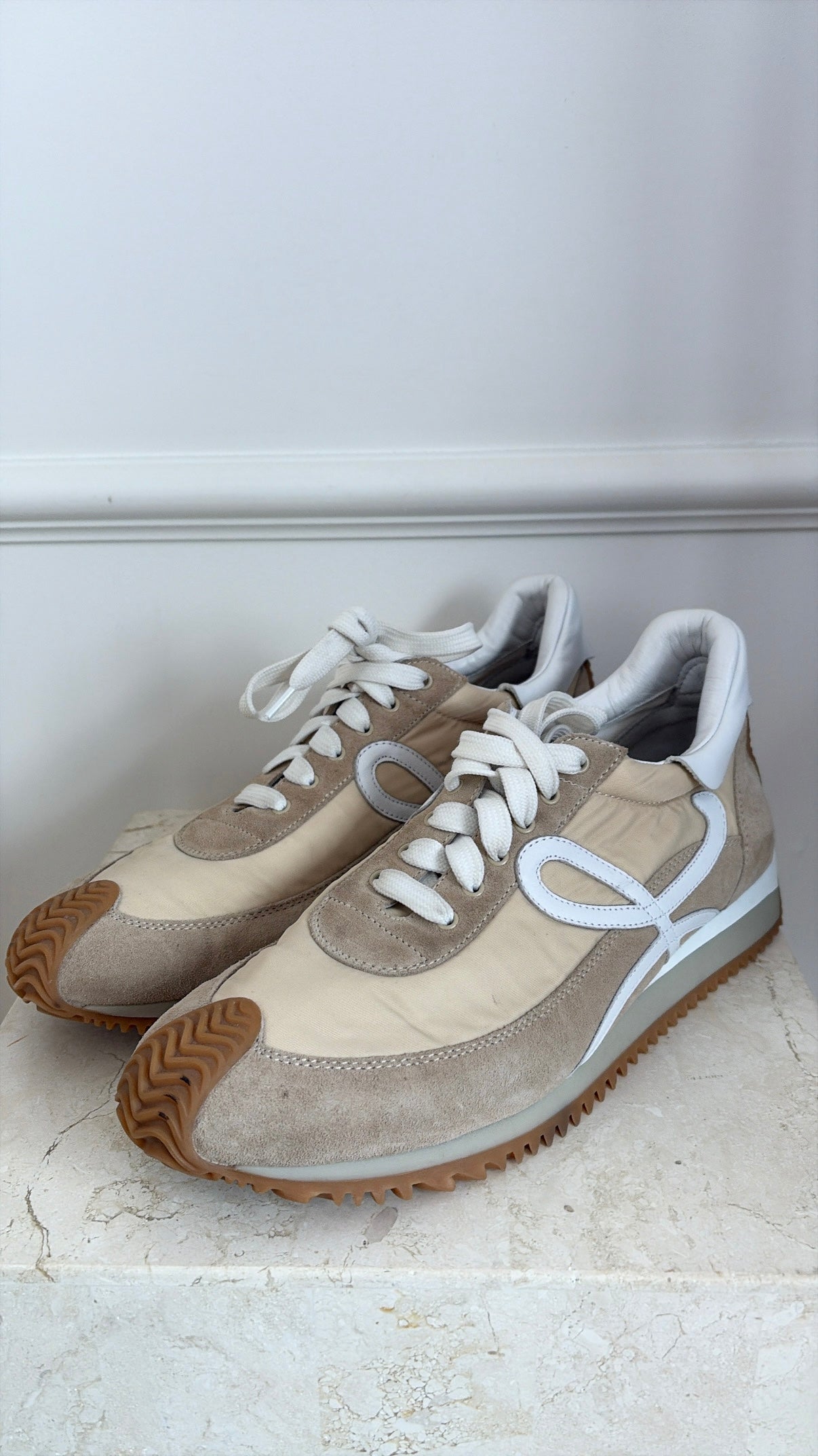 Loewe Beige and White Flow Runners, 41