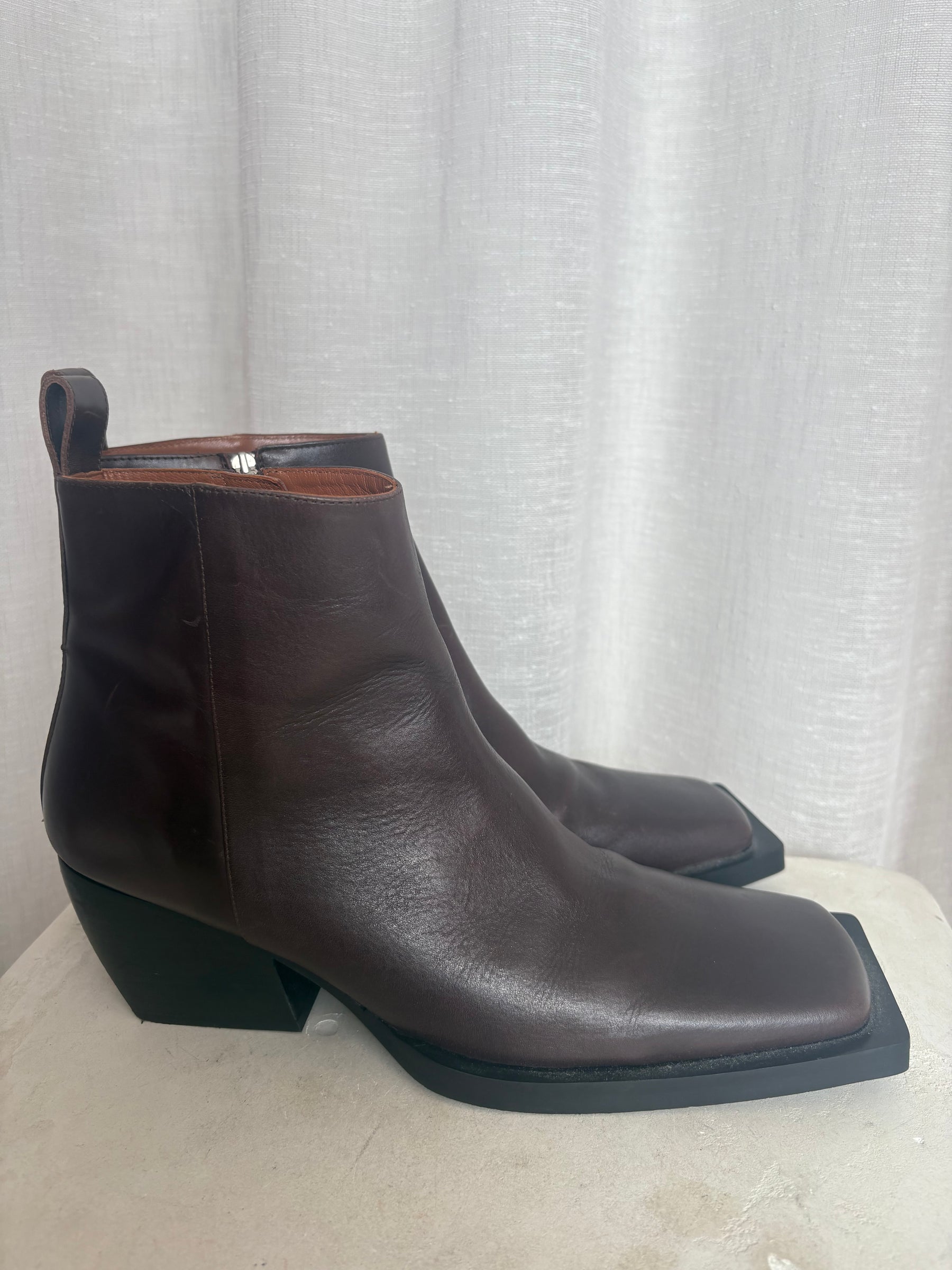 Camilla and Marc Elliana Square Toe Brown Leather Boots, 41