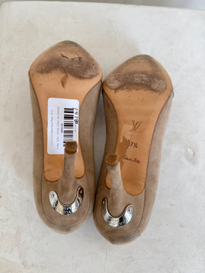 Louis Vuitton Beige Suede Pumps, 37.5