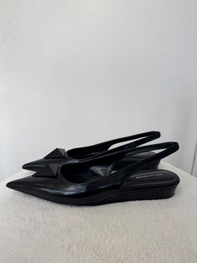 Scanlan Theodore Black Pointed Diamond Wedged Slingback, 39
